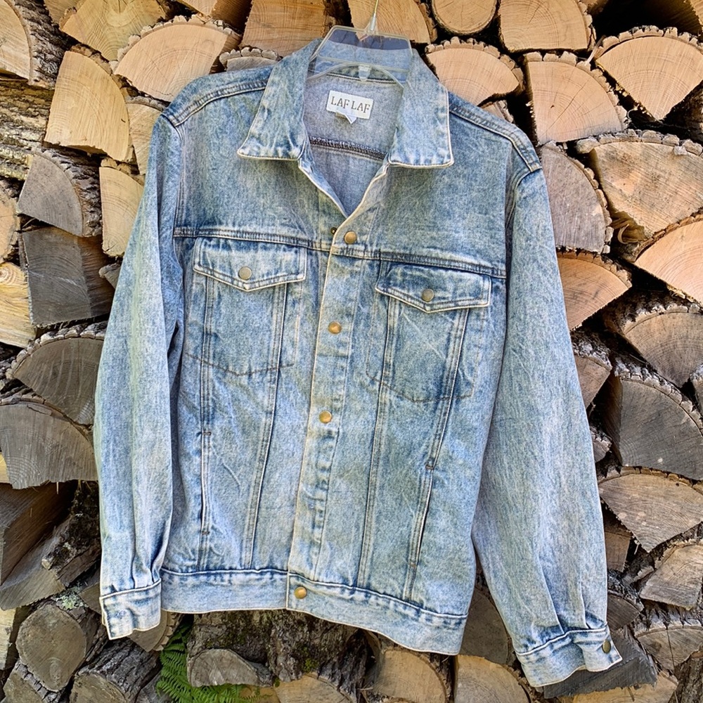Vintage Denim distressed jean Jacket  Women size large